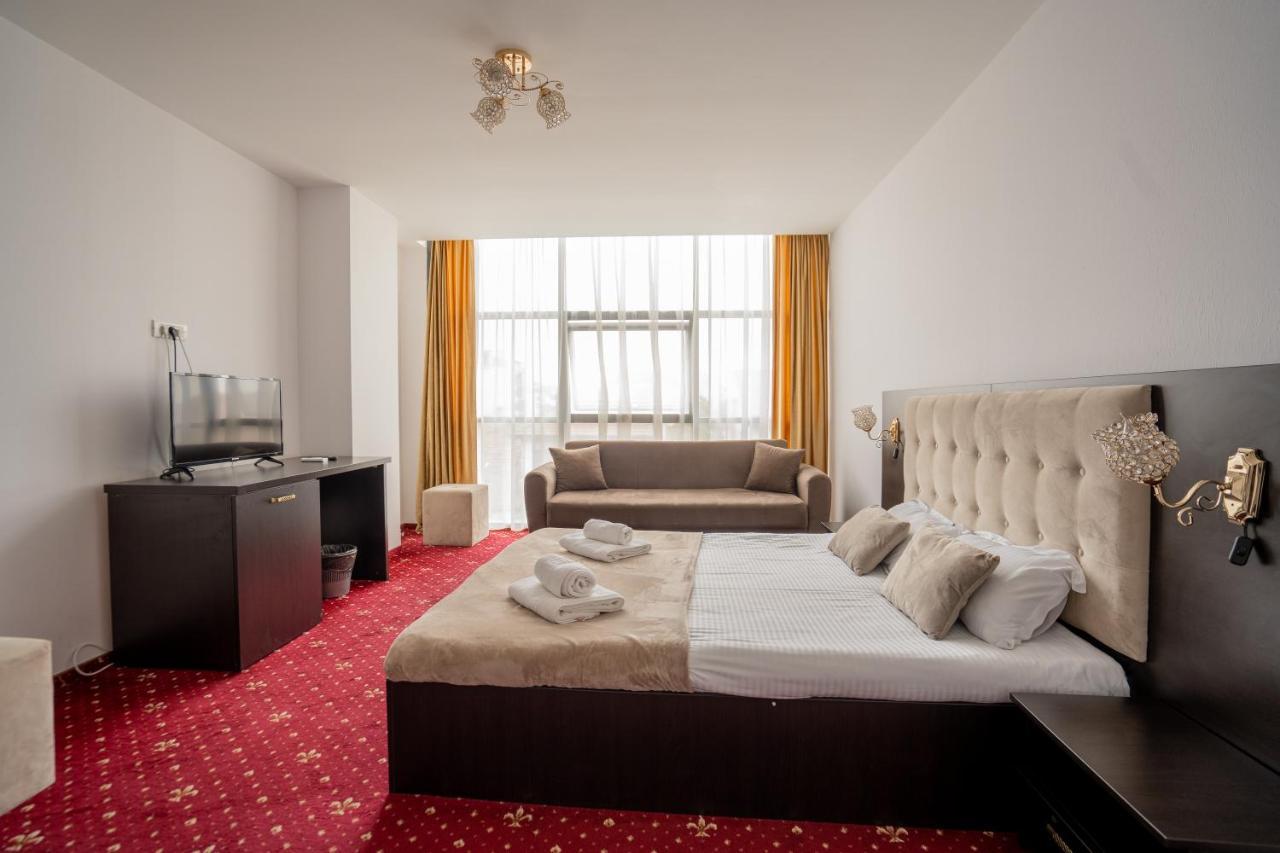 Hotel N Residence Timisoara Ngoại thất bức ảnh