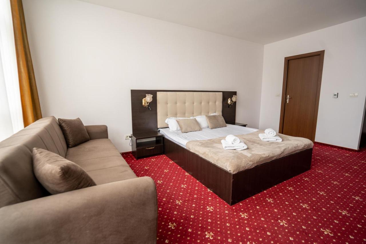 Hotel N Residence Timisoara Ngoại thất bức ảnh