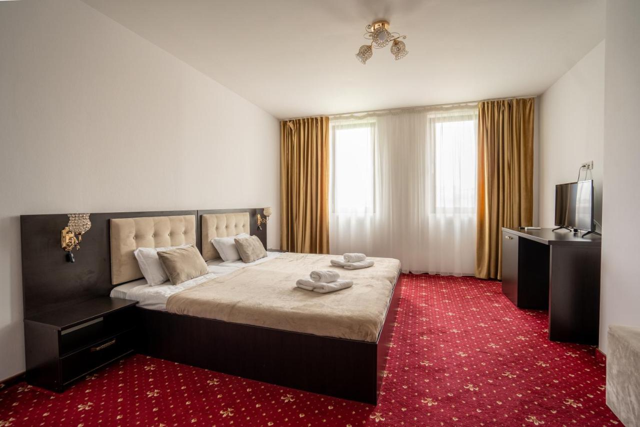 Hotel N Residence Timisoara Ngoại thất bức ảnh