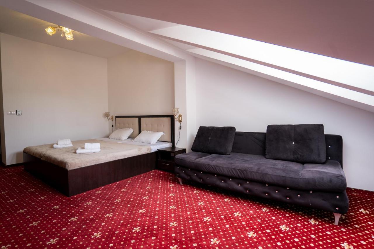 Hotel N Residence Timisoara Ngoại thất bức ảnh
