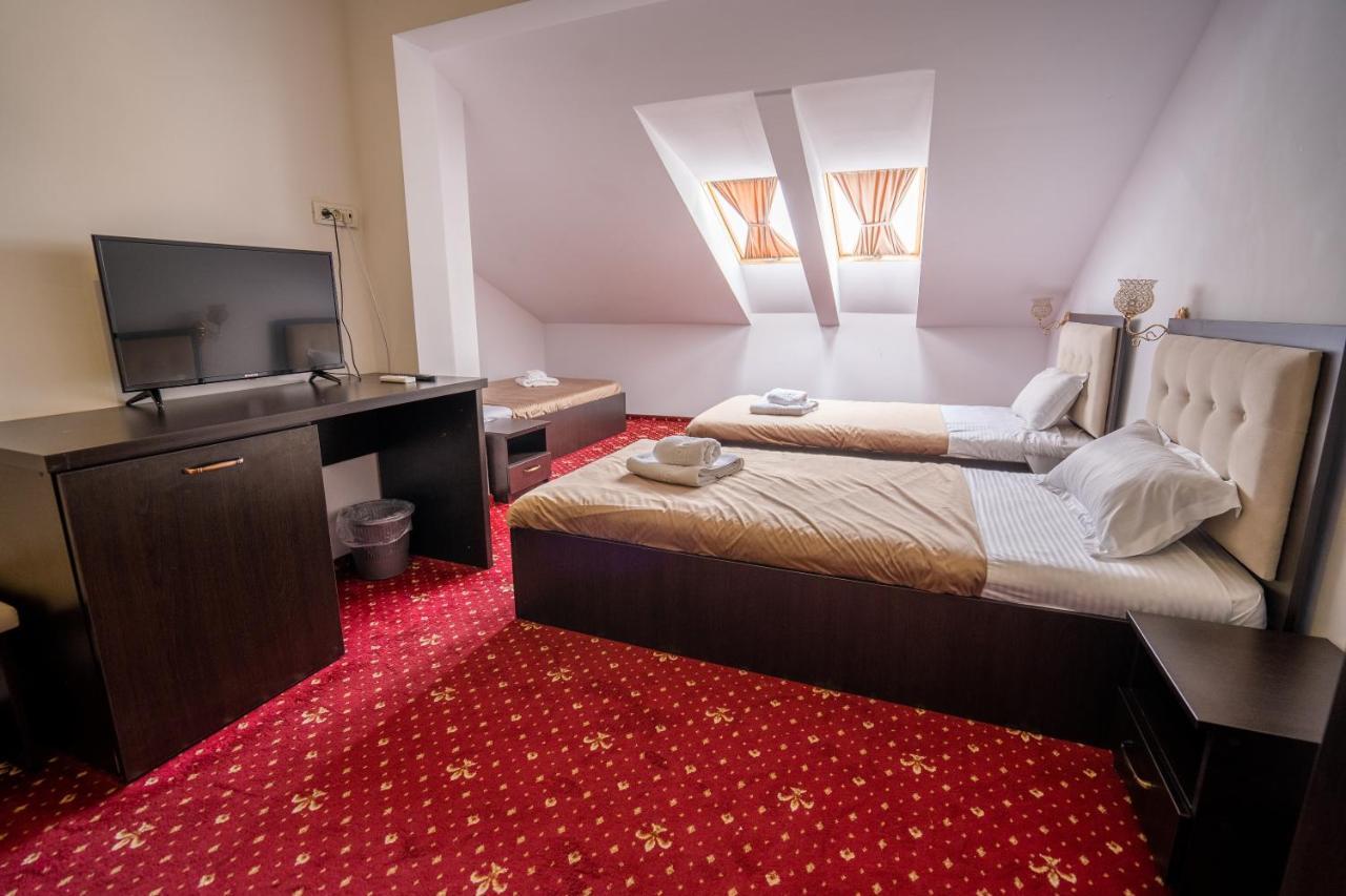 Hotel N Residence Timisoara Ngoại thất bức ảnh