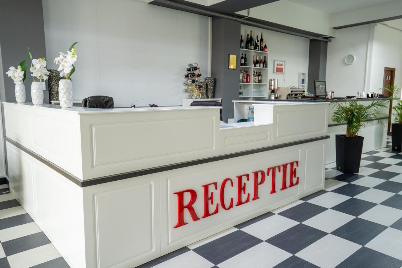 Hotel N Residence Timisoara Ngoại thất bức ảnh