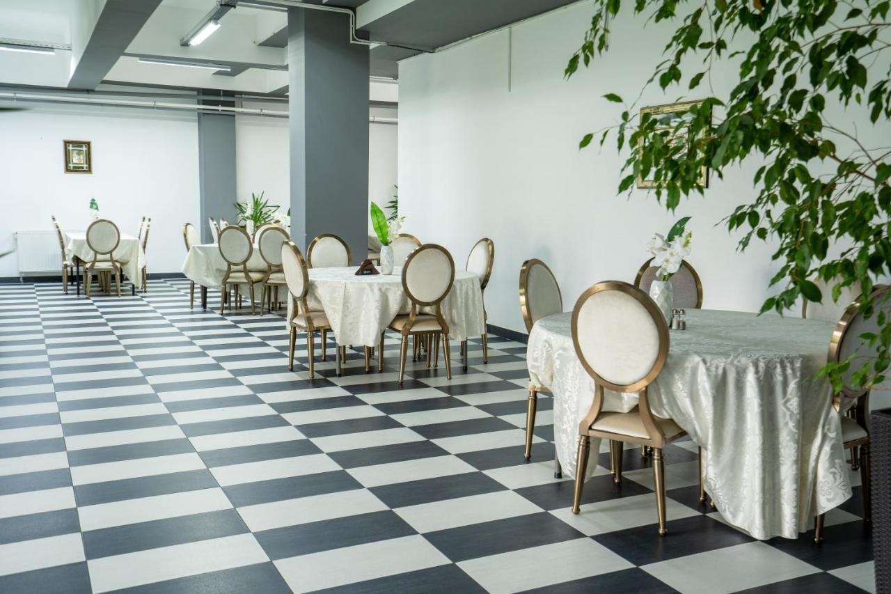 Hotel N Residence Timisoara Ngoại thất bức ảnh