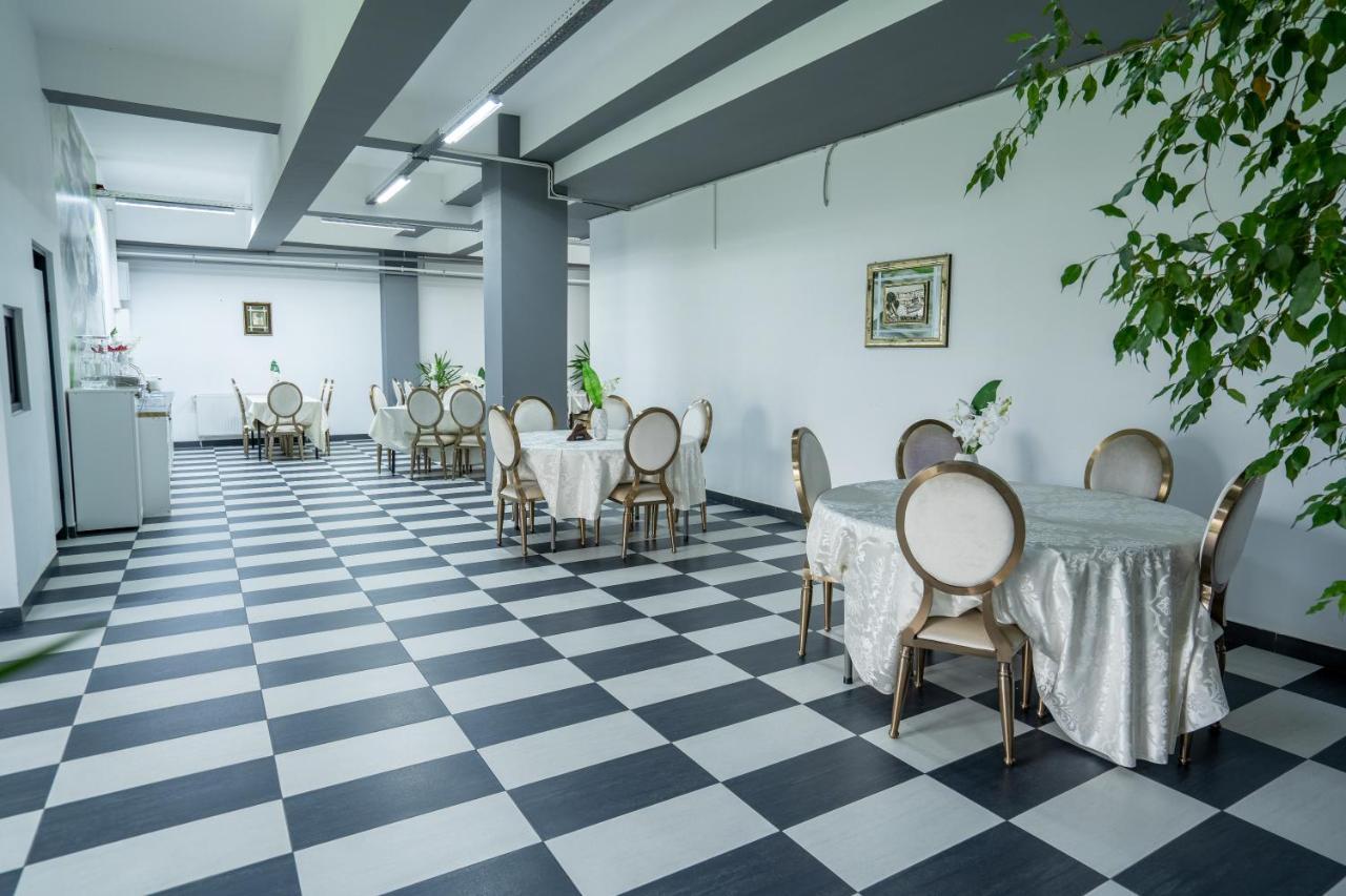 Hotel N Residence Timisoara Ngoại thất bức ảnh