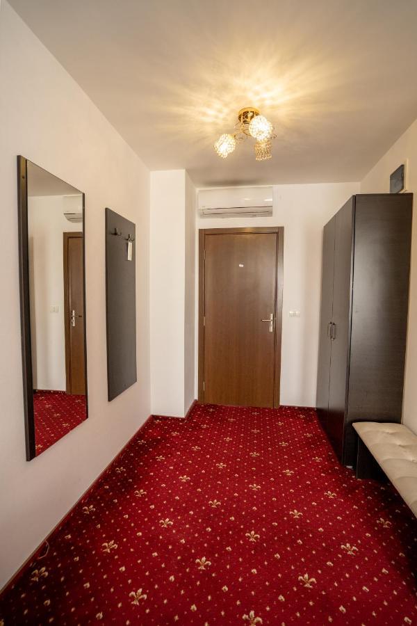 Hotel N Residence Timisoara Ngoại thất bức ảnh