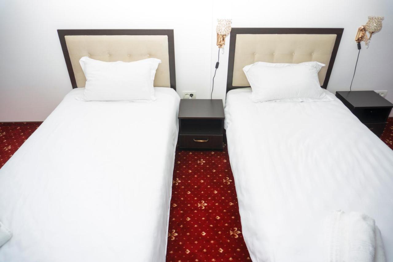 Hotel N Residence Timisoara Ngoại thất bức ảnh